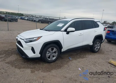 2022 Toyota Rav4 Xle from USA, damaged, VIN 2T3W1RFV0NC210648